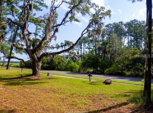 17 Percheron Ln, Hilton Head Island, SC 29926