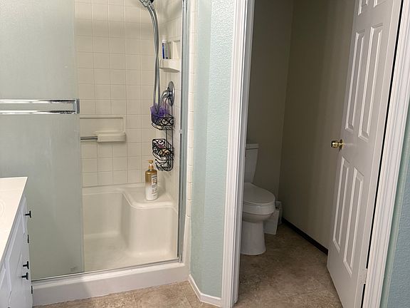 2nd image of 408 Kirbys Mill Dr