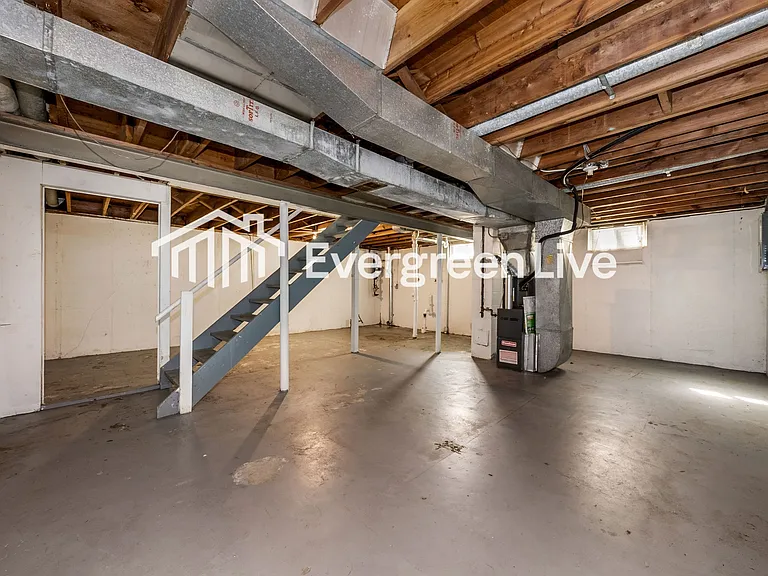 7276 N 34th St — Photo 24