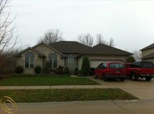 54447 Pine St, New Baltimore, MI 48047