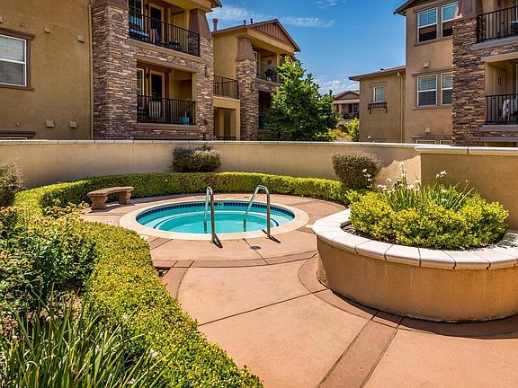 5th image of 6540 Hearthstone Cir APT 813