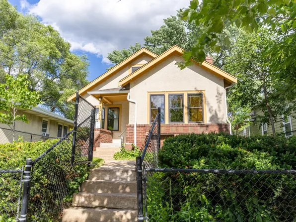 3706 Dupont Ave N, Minneapolis, MN 55412