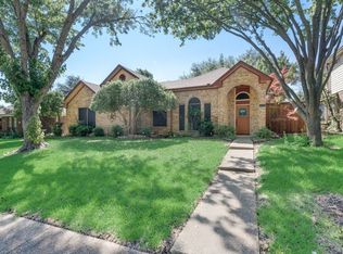 3500 Jonquil Ln, Rowlett, TX 75089