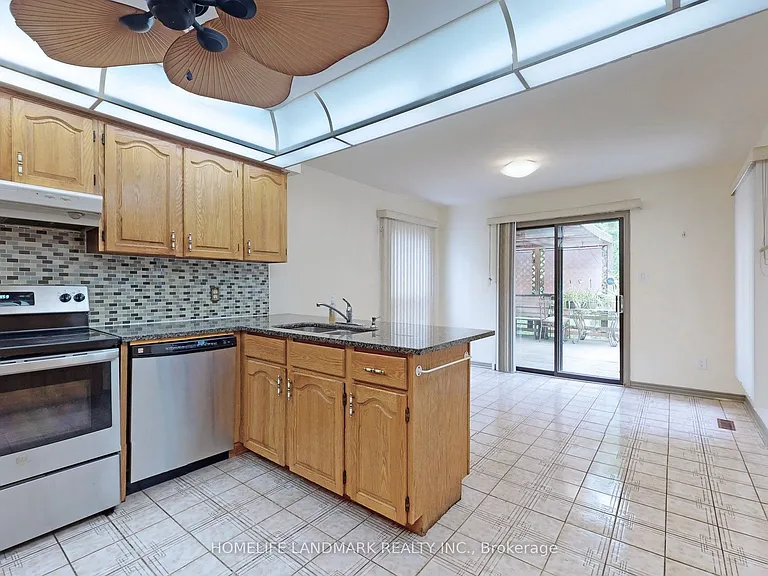 69 Windrush Trl — Photo 10