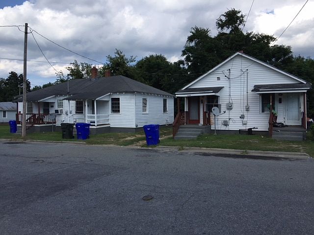 1st image of 1907 McClellan St