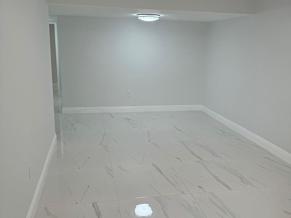 Entrance living-dinning