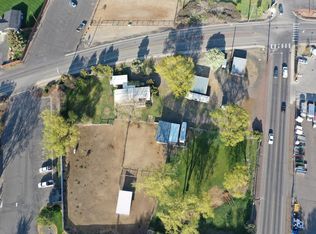 972 S Main St, Prineville, OR 97754