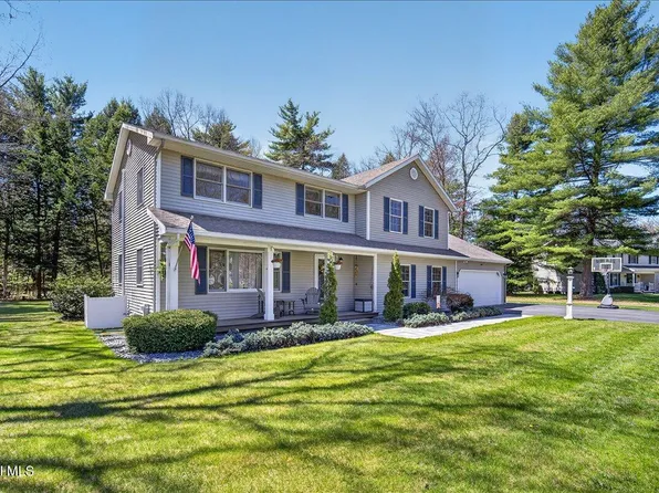 16 Muriel Lane, Schaghticoke, NY 12154