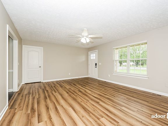 4th image of 213 Merlin Dr