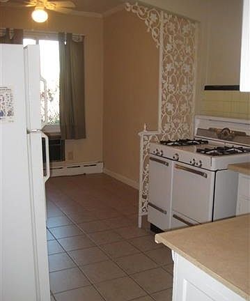 5th image of 6730 Groton St