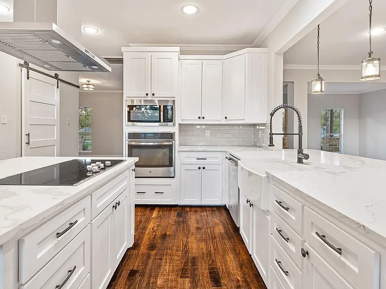 8285 Falcon Ct — Photo 7