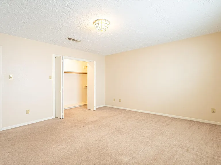 2306 Potomac Dr #B — Photo 18