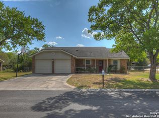 1306 Oleander Dr, New Braunfels, TX 78130