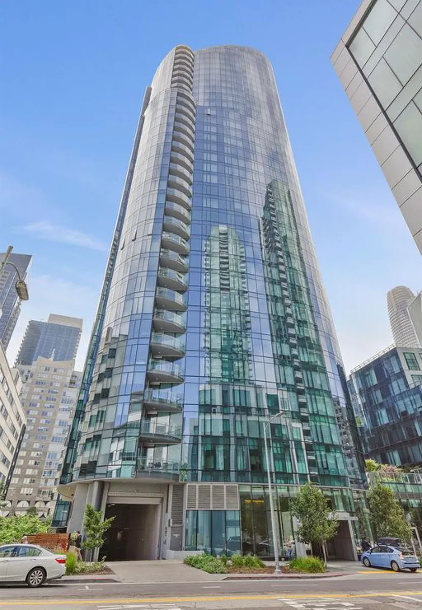 Building Photo - 338 Main St #26D