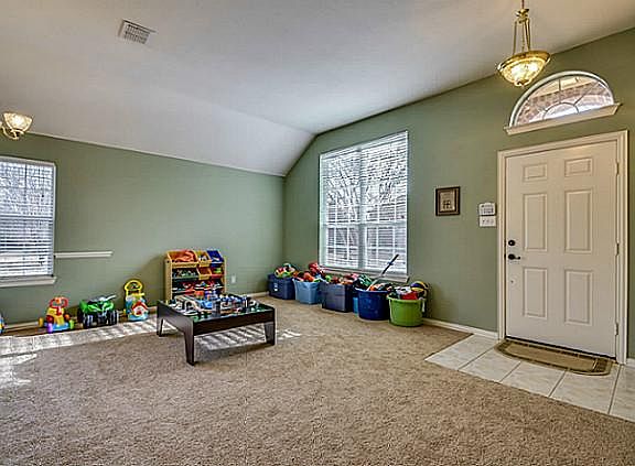 2nd image of 5325 Bellis Dr