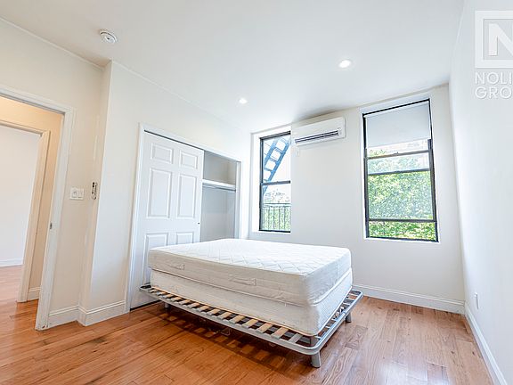 2nd image of 11 Allen St #4FM