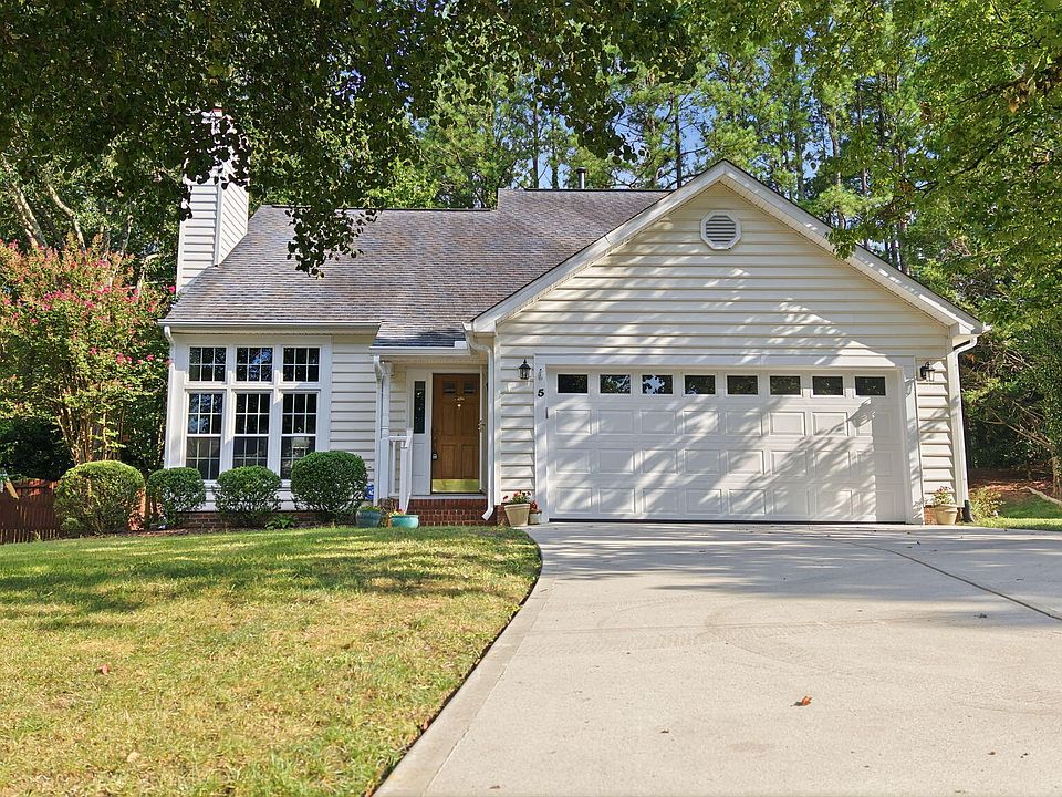 1st image of 5 Wavecrest Ct
