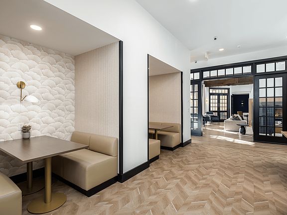 BRAND NEW Co-working Lounge