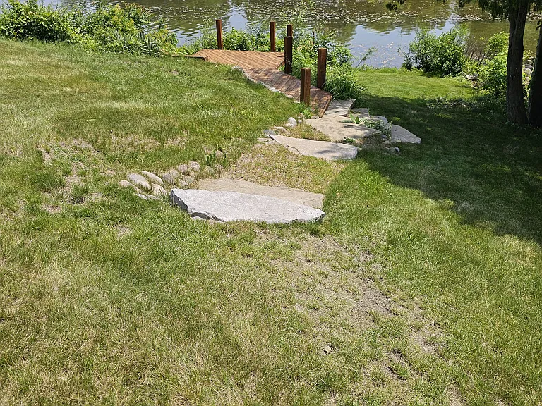 4822 Hillcrest Dr — Photo 3