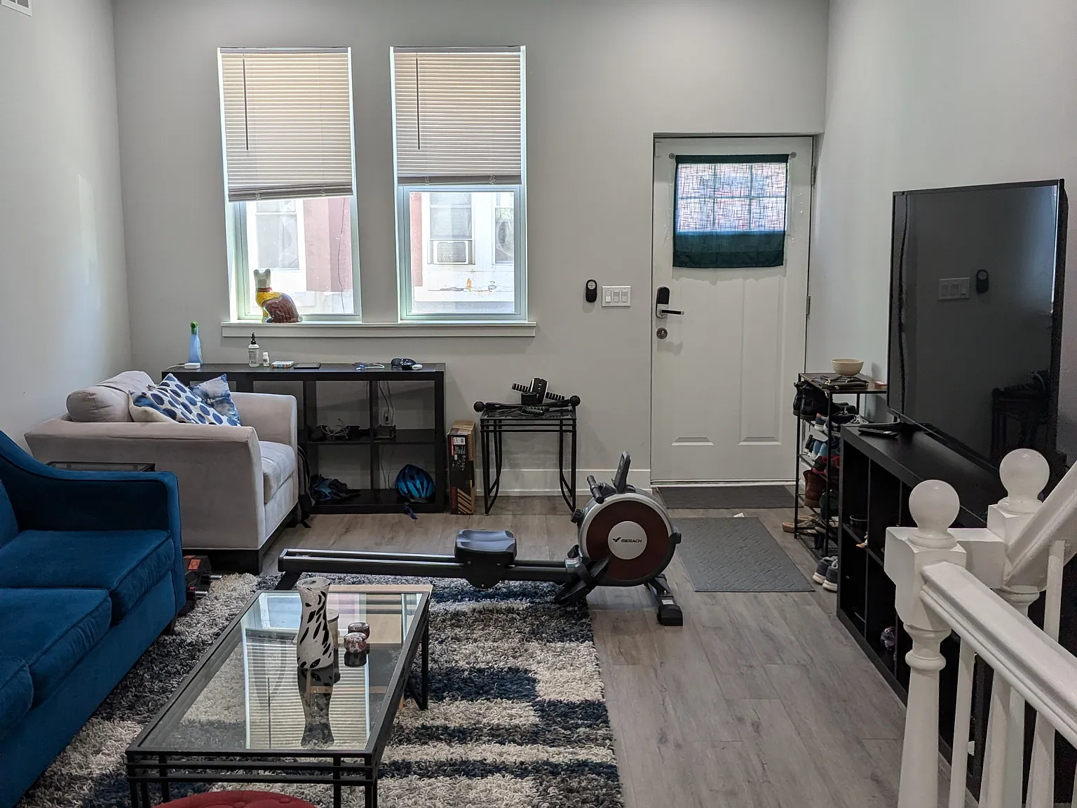 2 bed, 1060 sqft, $1,600 — Photo 3
