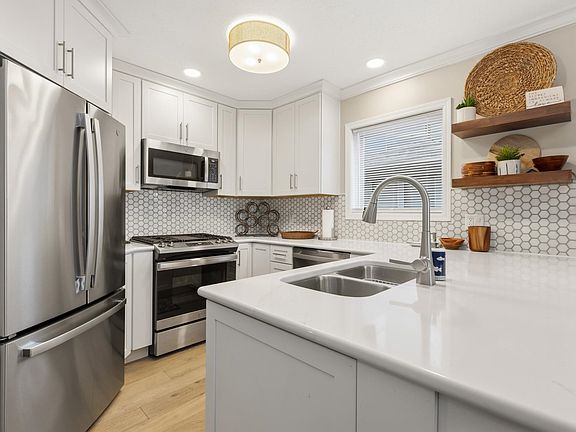 3rd image of W5144 N Osprey Dr