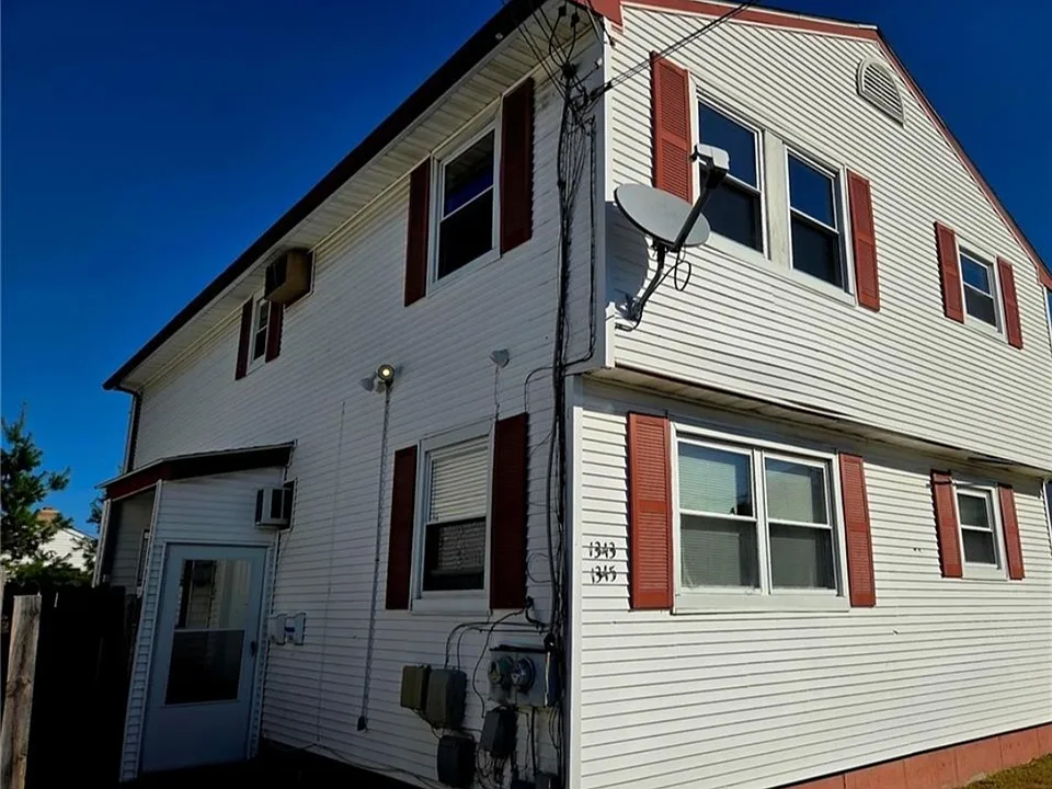 1343 Chalkstone Ave #2