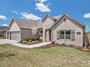 5603 W Bay Dr, Rogers, AR 72758
