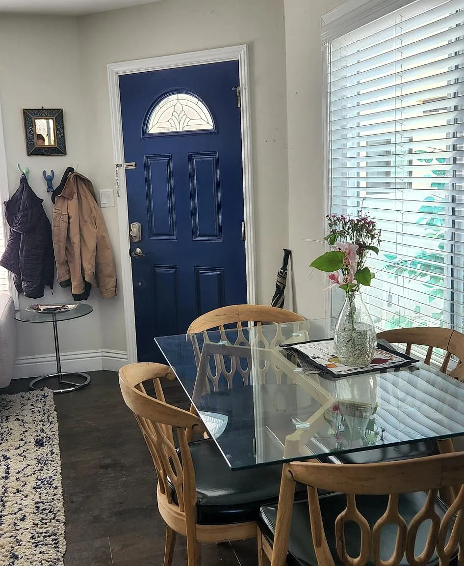 520 1/2 N Poinsettia Pl — Photo 4