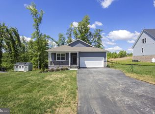 266 Lily Bell Dr, Lexington, VA 24450