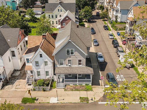 3rd image of 28 Cedar Street