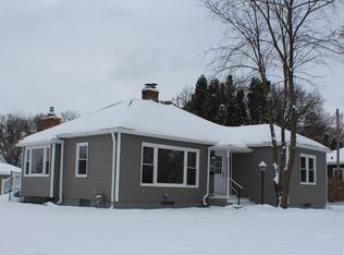 1611 Coffelt Ave, Davenport, IA 52803