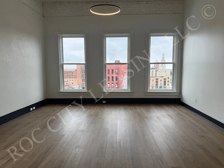 Hive @ 151 Saint Paul St — Photo 40