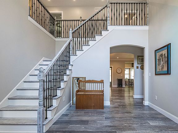 3rd image of 4868 Equestrian Dr #63