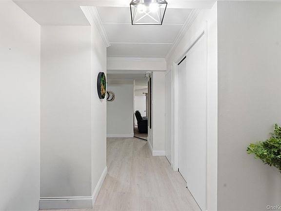 4th image of 863 Home Street