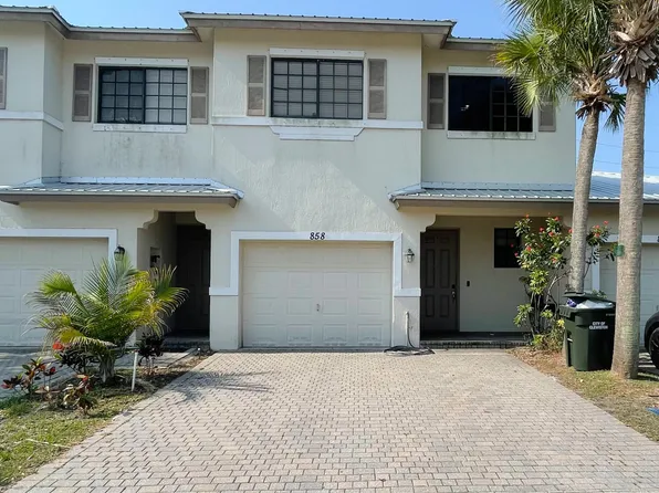 858 Sweet Lake Circle, Clewiston, FL 33440