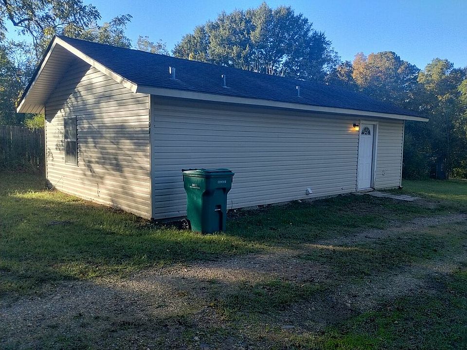 1st image of 1107 Magnolia St