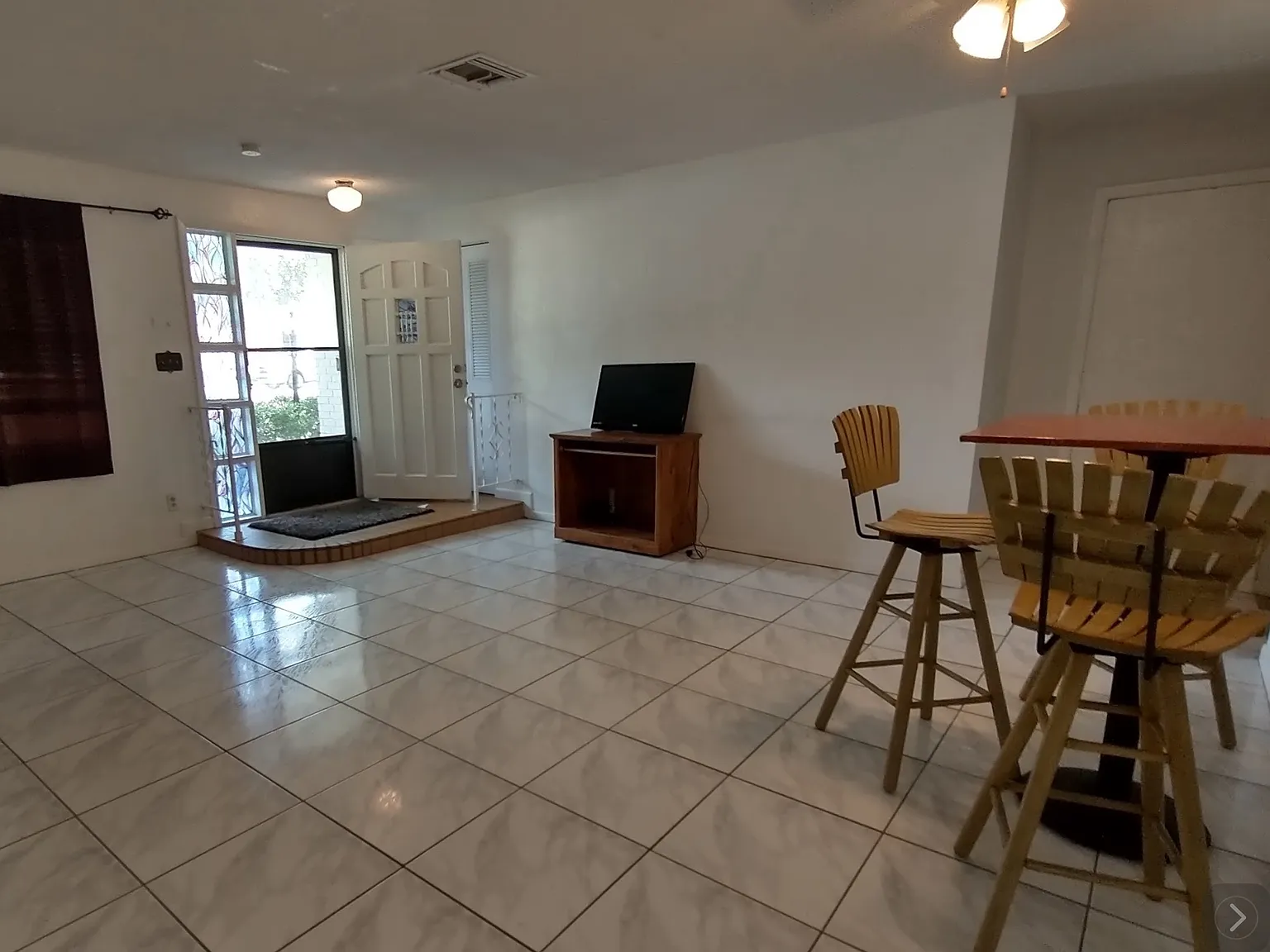 137 White St #1 — Photo 2