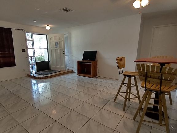 2nd image of 137 White St #1