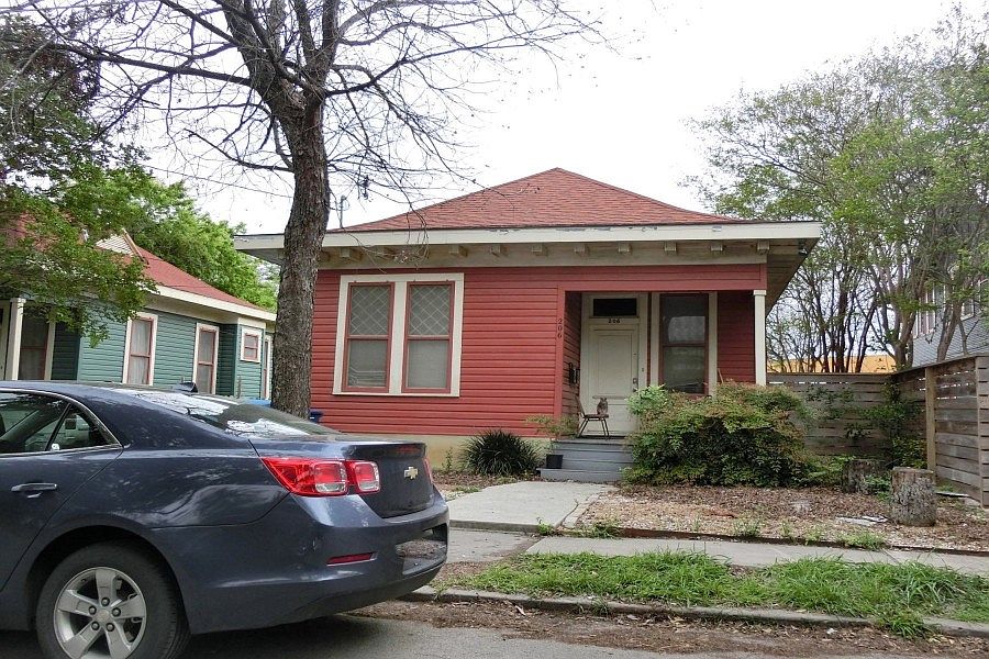 1st image of 206 Sadie St