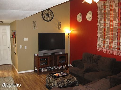3rd image of 23839 Green Haven Ln