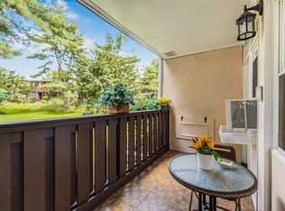 103 Wiltshire Rd APT D8, Scarsdale, NY 10583