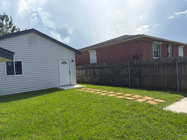 669 Taylorbrook Dr — Photo 14