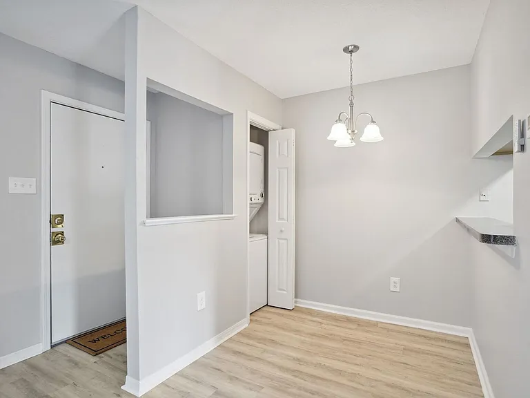 4101 Hessmer Ave #220 — Photo 6