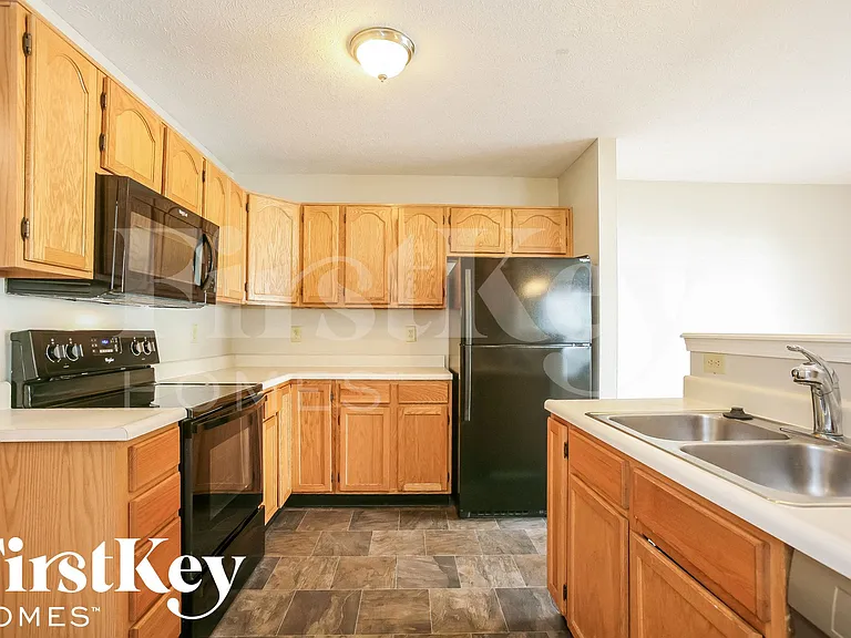 7152 Moon Ct — Photo 4