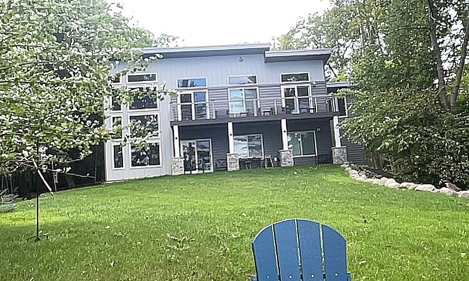 2nd image of 34812 Logan Ln