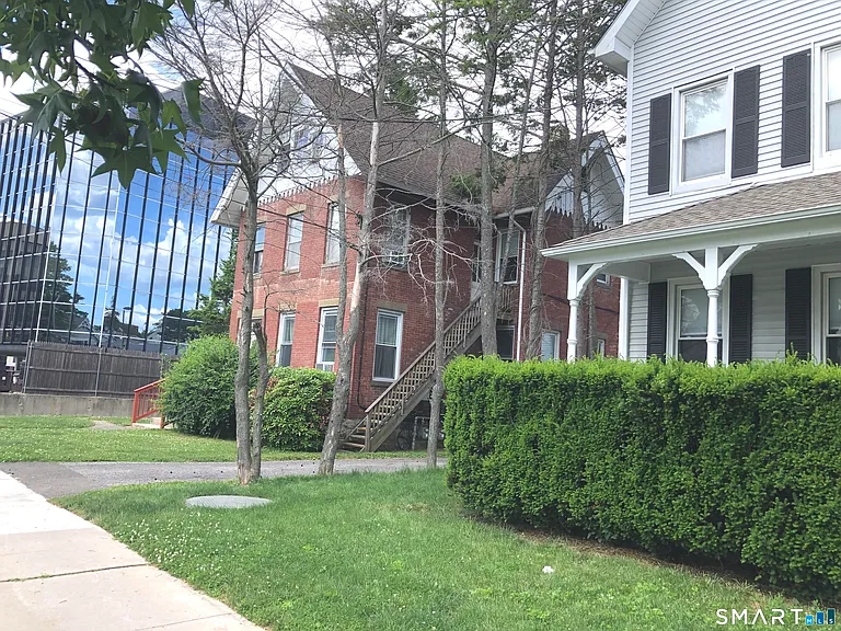 20 Hoyt St #4 — Photo 14