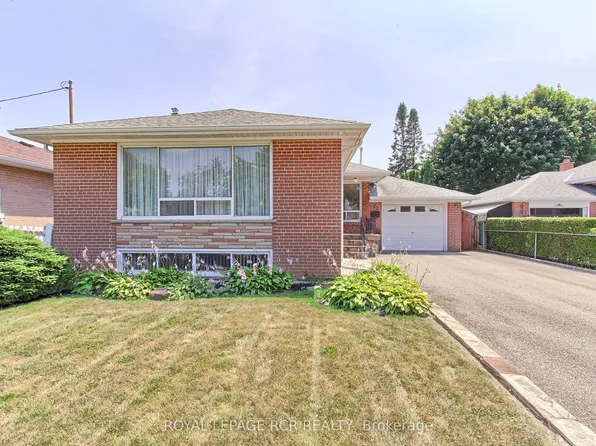 77 Alhart Dr, Toronto, ON M9V 2N1