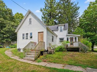 2379 Dumont Lake Rd, Allegan, MI 49010