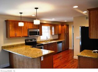 4771 Cloverhurst Rd, Winston Salem, NC 27103