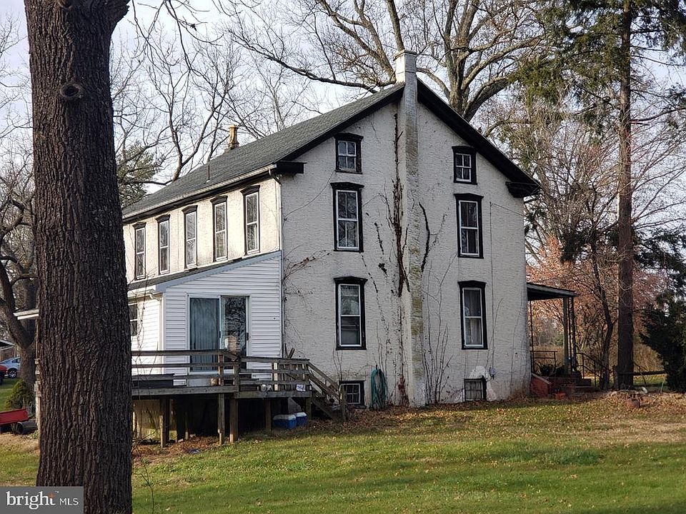2nd image of 450 Pughtown Rd